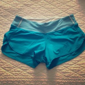 Size 4 lululemon speed shorts